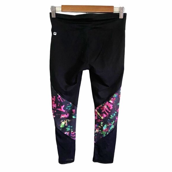 Fabletics Salar Statement PowerHold Mesh Panel Abstract Brogan Capri Leggings - Picture 10 of 10